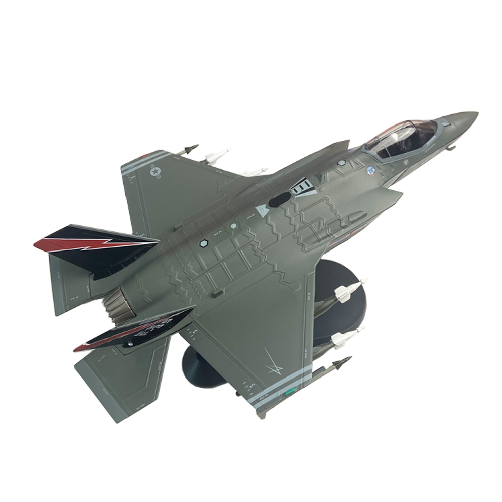 1:72 Scale US Army F-35 F-35A  - Model Kit Joints avis et prix