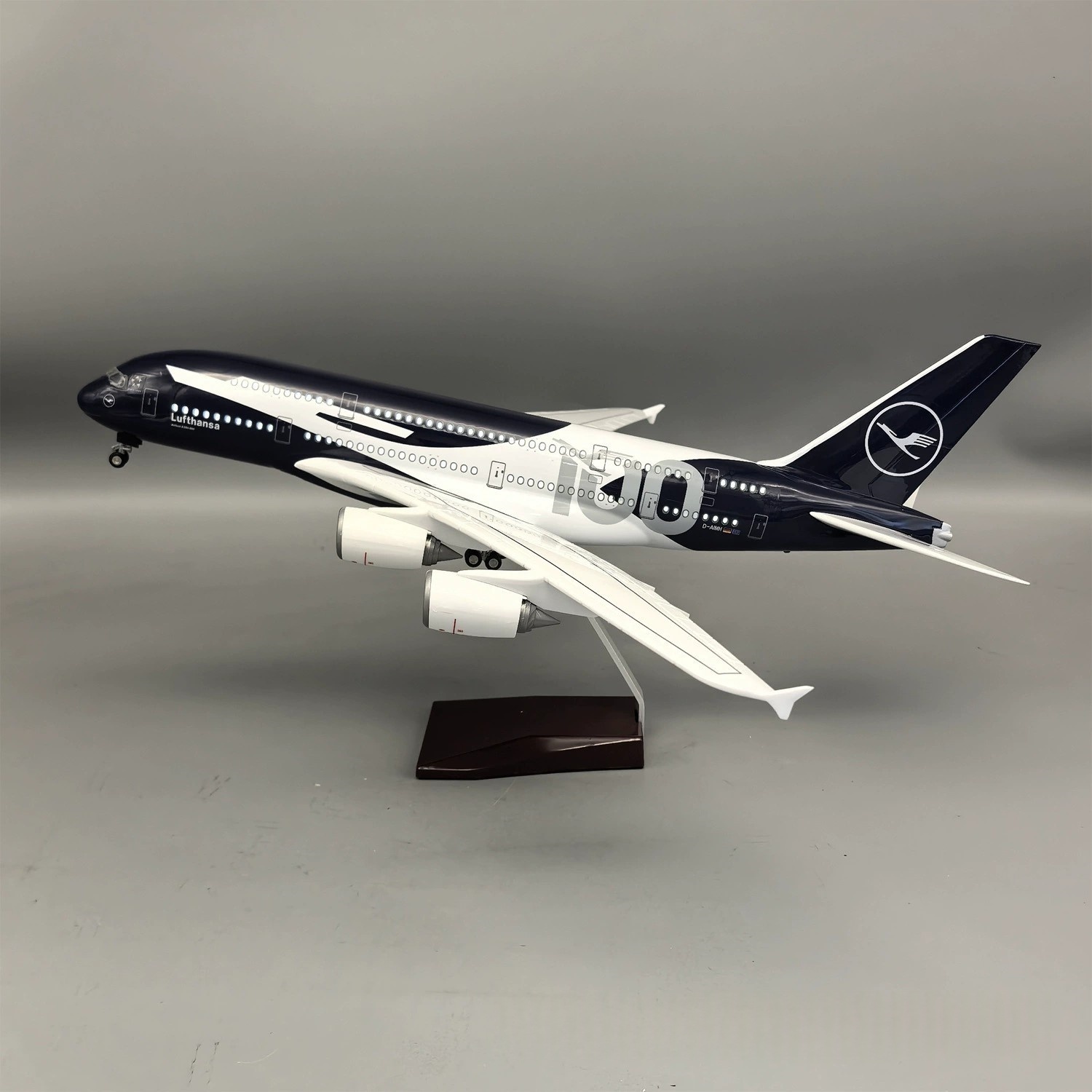 New 45cm Lufthansa A380 100 Ye - Model Kit Ixchel avis et prix