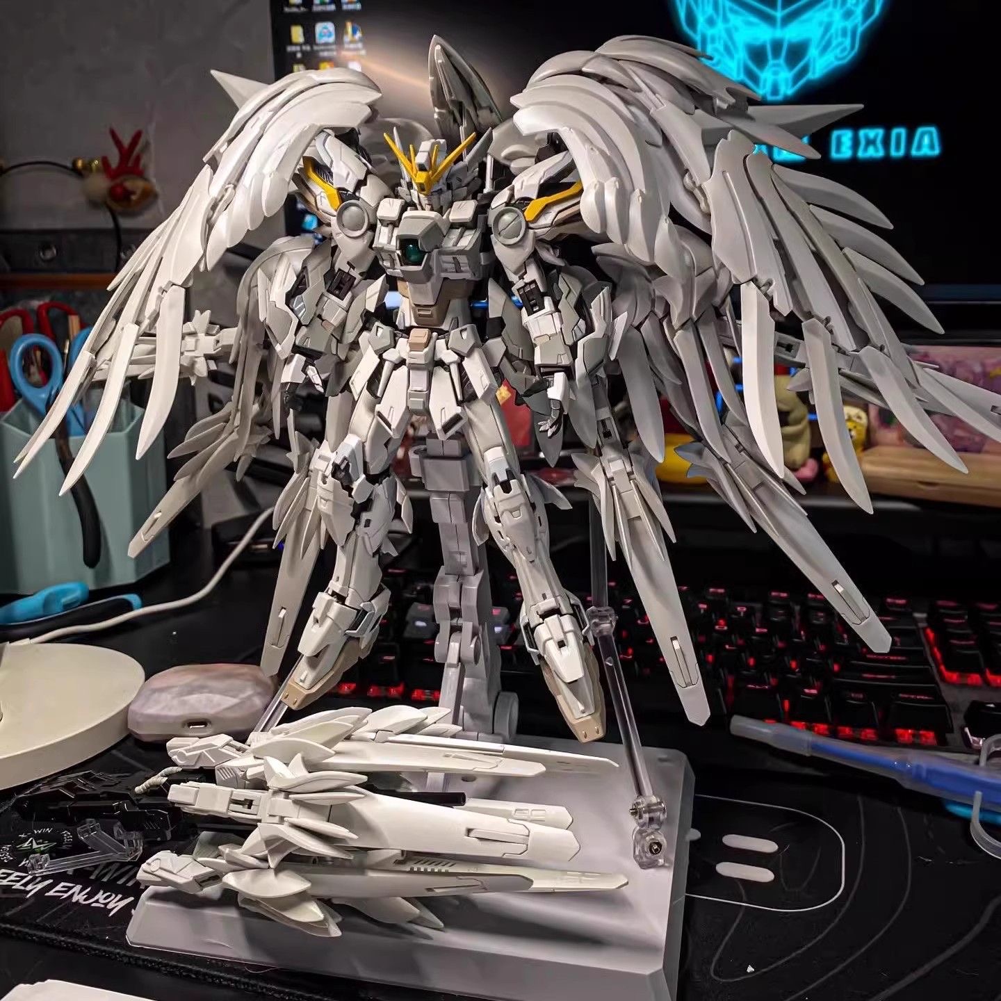 In Stock Daban 8827 Wing Zero  - Model Kit Fenrir avis et prix