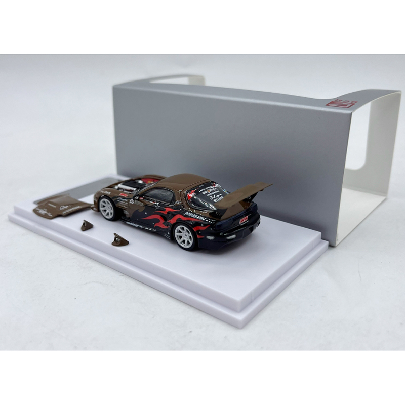 DCM Diecast 1/64 Scale MAZDA R - Model Kit Pg avis et prix