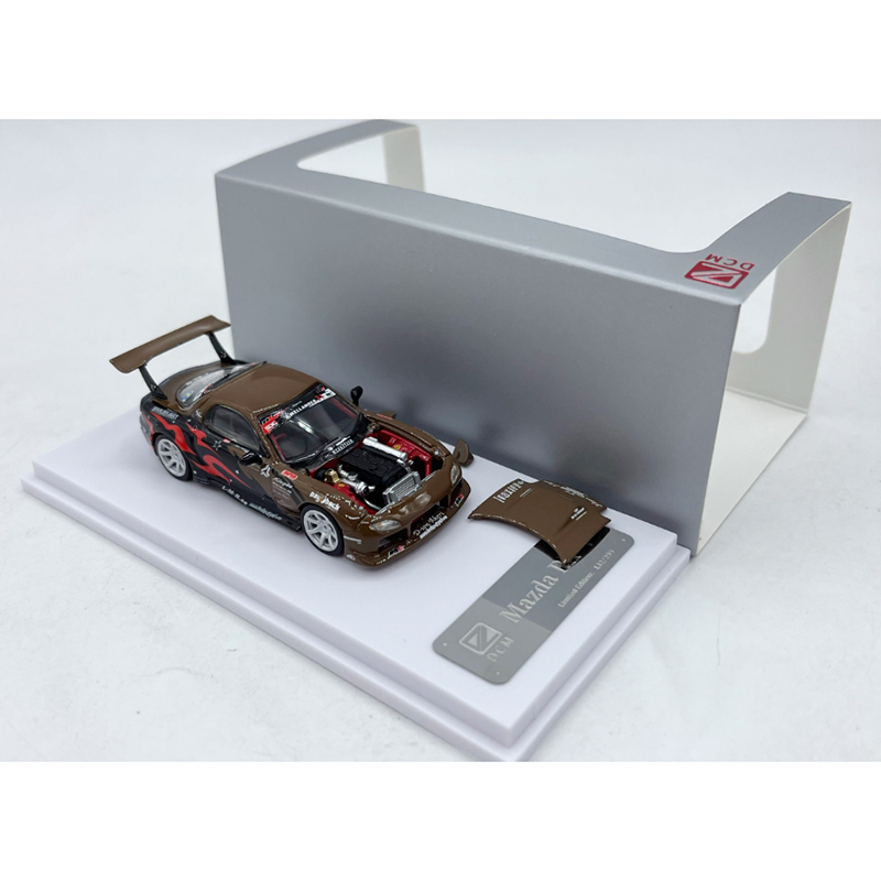 DCM Diecast 1/64 Scale MAZDA R - Model Kit Pg avis et prix