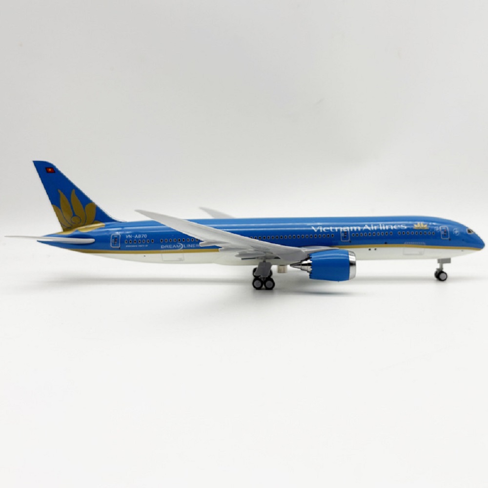 30cm Vietnam B787 Plane Model  - Model Kit Ixchel avis et prix