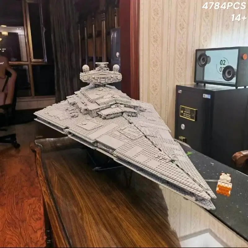 Large Star Destroyer Space War - Model Kit Kyogre avis et prix